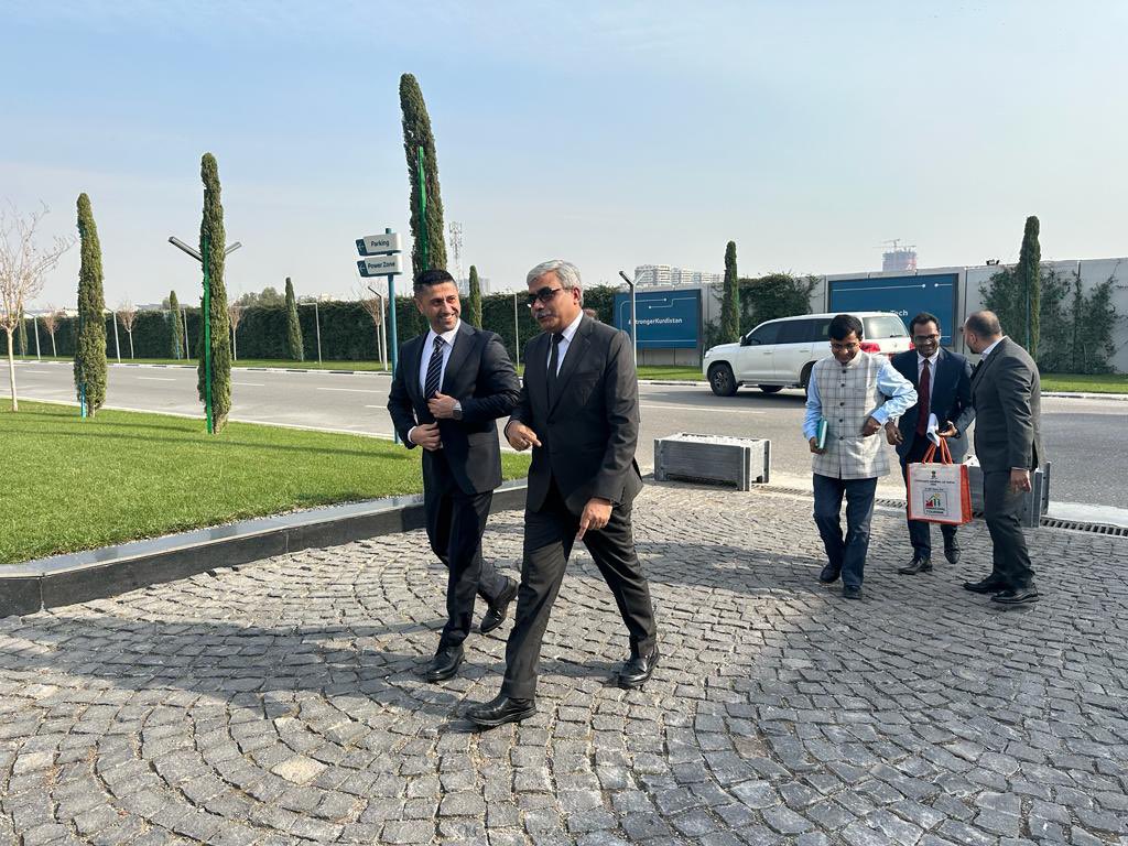 HiwaAfandi's tweet photo. Honored to meet Mr. Madan Gopal, Consul General of India in Erbil @IndiaInErbil. Our conversation delved into the significant role of digital technology in enhancing governance and its potential to catalyze socio-economic development. India’s achievements in digital identity serve as a valuable reference for nations pursuing digital excellence. #DigitalGovernance #StrongerKurdistan #GlobalDigitalProgress