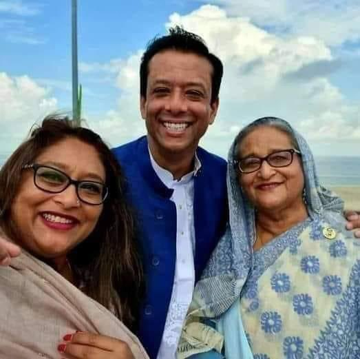 RumeenFarhana1's tweet photo. বাংলাদেশ-এর বর্তমান ও ভবিষ্যৎ রাষ্ট্রপ্রধান 🇧🇩❤️💚 https://t.co/SkIdxkoUKU