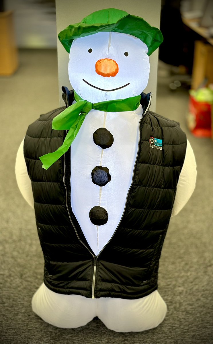 What ever the weather , and what ever the season …..Meiko Service always responds ! 🤩
#christmas2023 
#serviceexcellence 
#smilemore