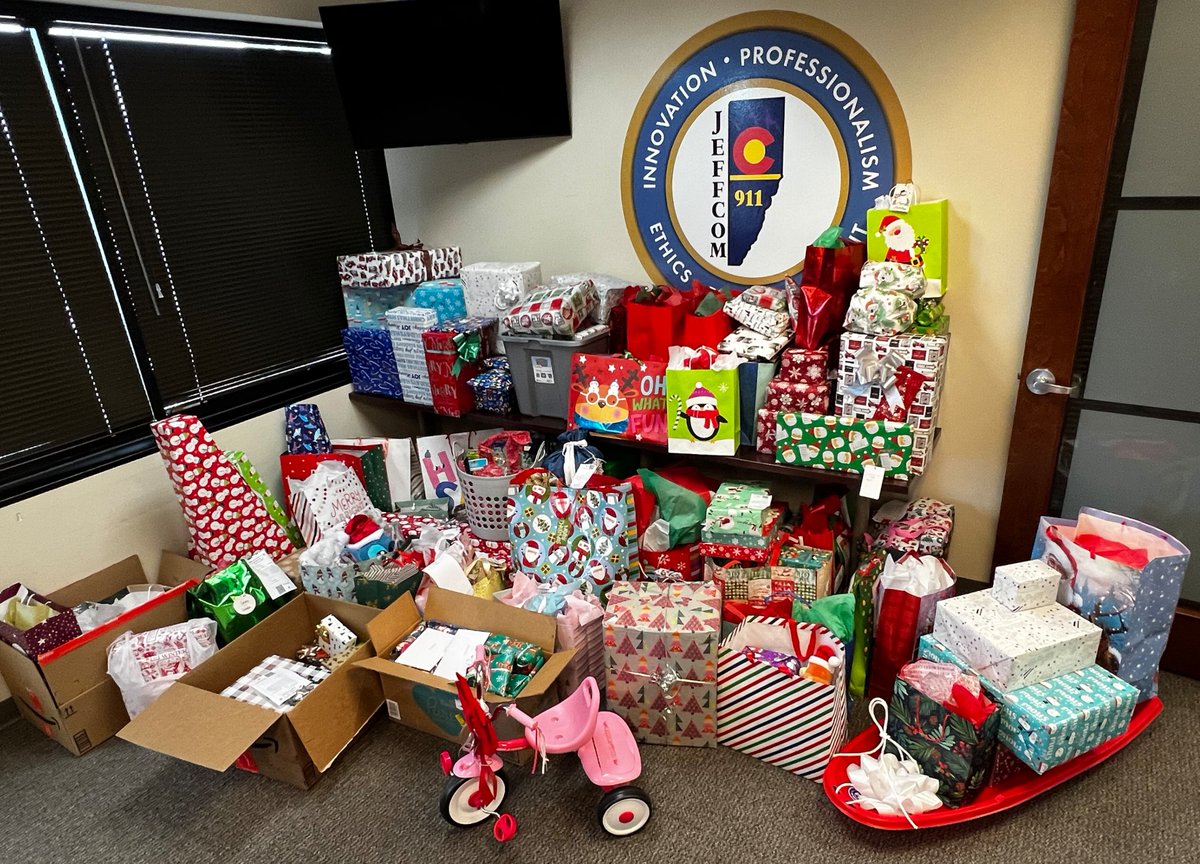 jeffcom911co's tweet photo. It's the season of giving! The employees of #Jeffcom911 partnered with Maple Star Foster Care (https://t.co/DgDK0Whqt9) to provide gifts for an amazing 77 children this year!  🎅🎄✡️ https://t.co/F0HSTaEFKi