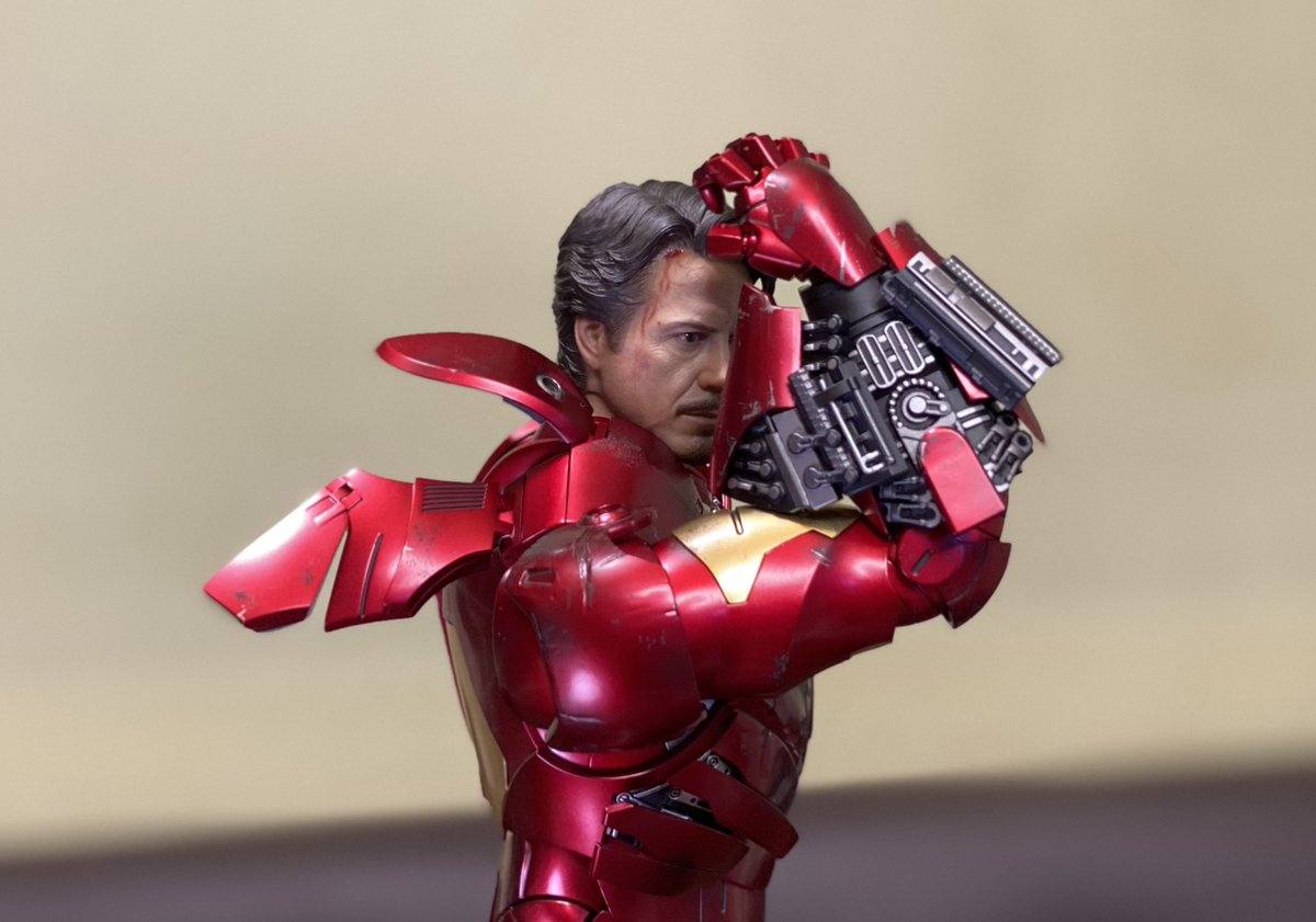 johnny_hottoys tweet picture