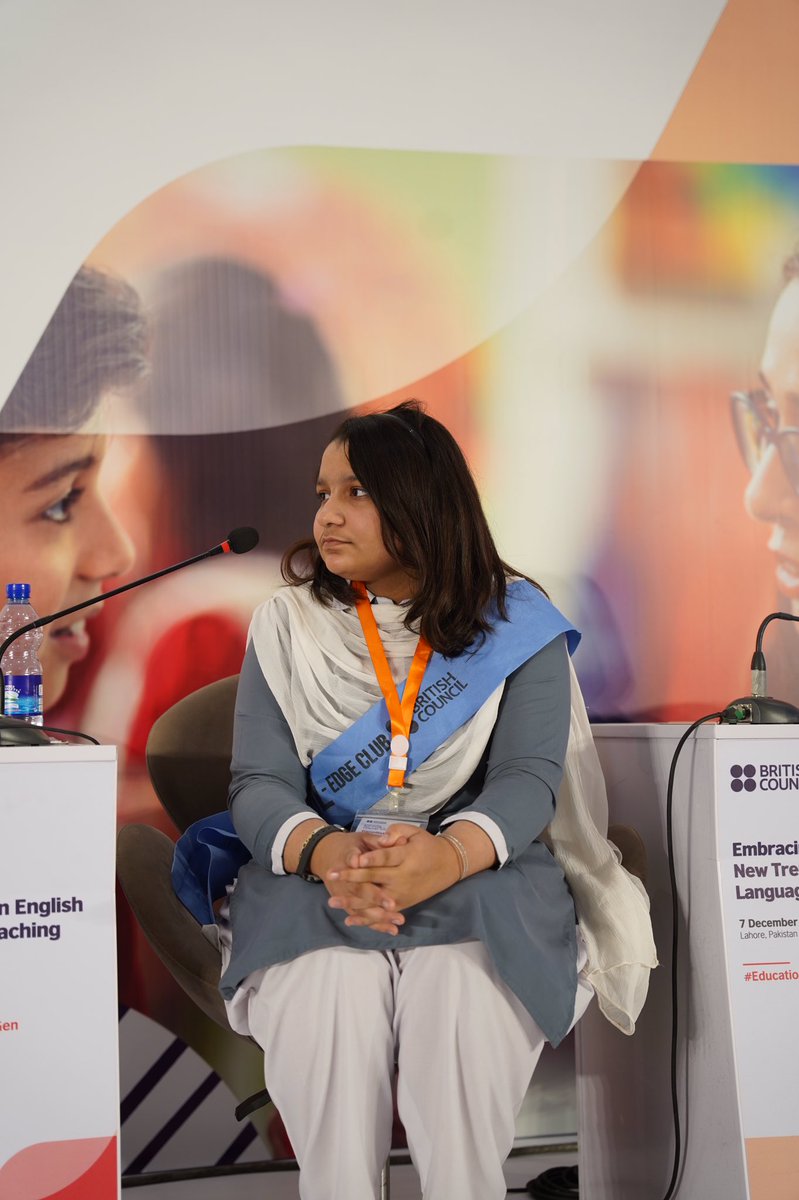 pkBritish's tweet image. Joining our Panel Discussion on &apos;Developing Oral Communication English Language Skills,&apos; these young and confident girls are steering the conversation and adding a fresh perspective to English language communication!

#Englishprogrammes #ELTConference #Education4EveryGen #lahore