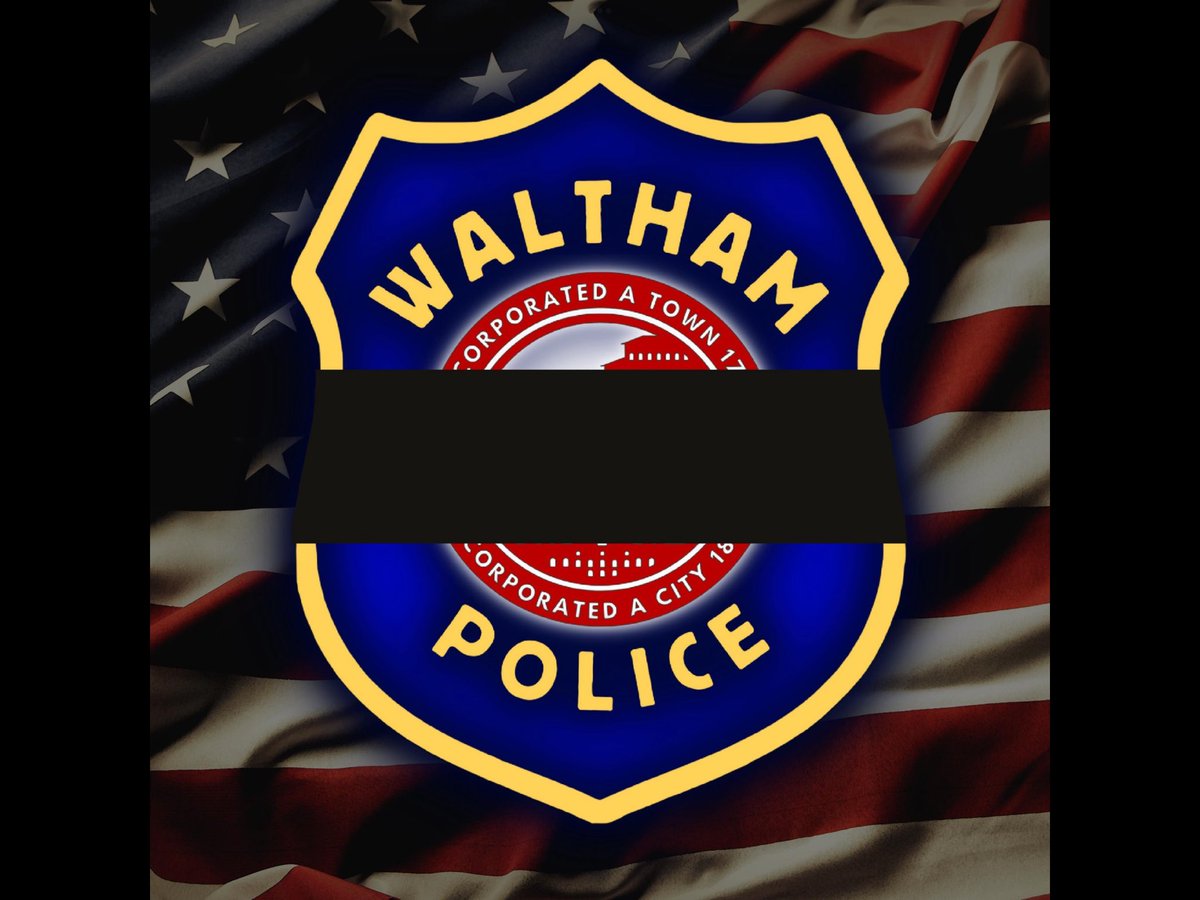 AtkinsonPolice's tweet image. Our thoughts are with the family of Officer Tracey and the Waltham Police Department, along with the National Grid worker killed yesterday. Off. Tracey served his city for 28 years. RIP Sir! You will never be forgotten. #BackTheBlue