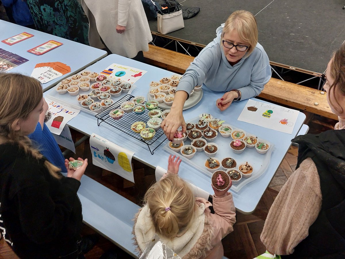 Business was brisk at Blaenymaes Autumn Fayre. Pupils used the marketing &amp; customer service skills they'd developed from our resources to entice customers towards their stalls- great work guys! Climate action through enterprise! #EcoSchoolsWales #ClimateAction #ClimateActionNow