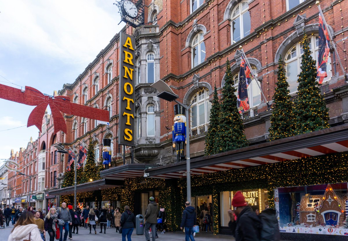 Up next <a href="/NewstalkFM/">NewstalkFM</a> - I was out &amp; about in <a href="/ArnottsDublin/">Arnotts</a> this week to find out about their exciting #Pitch23 initiative which aims to support new and promising local Irish brands! #BobbyMeansBiz