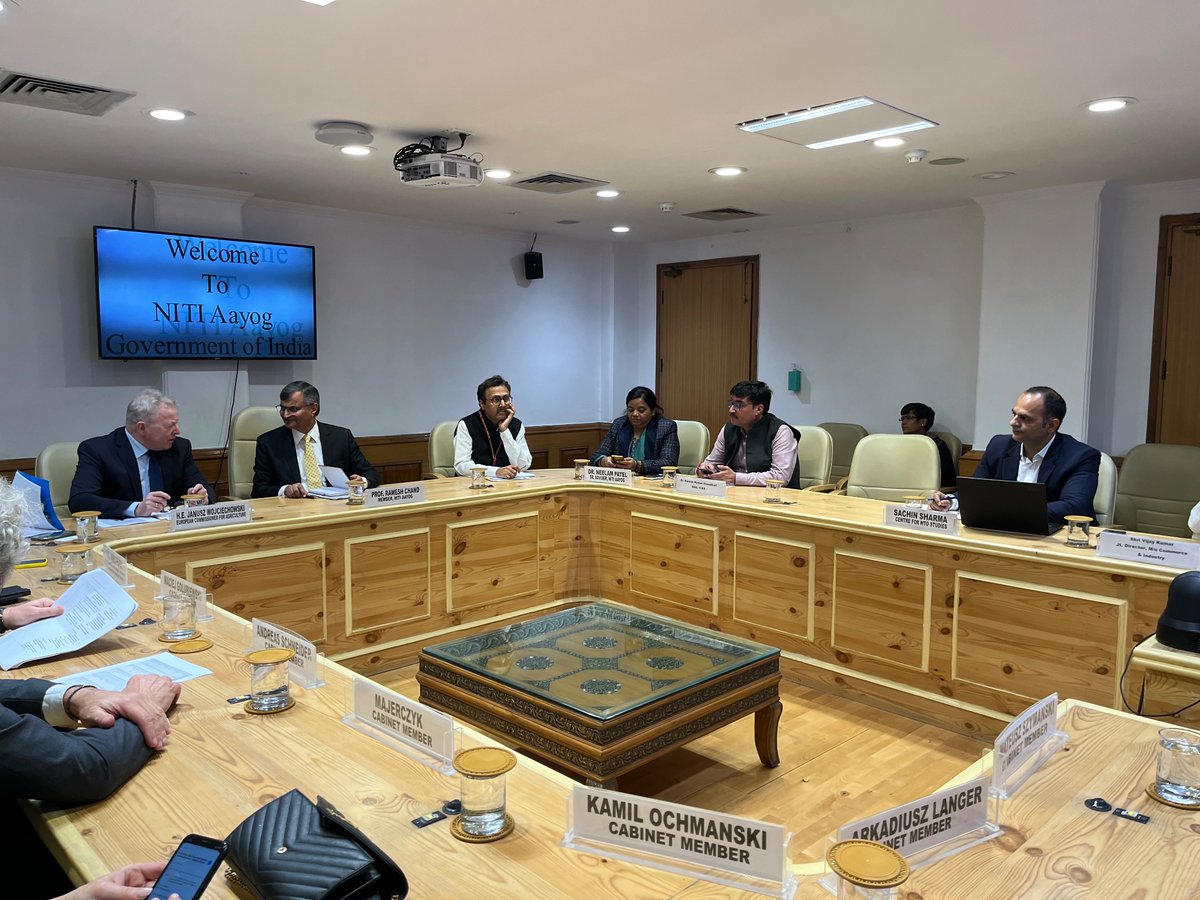 An informative meeting with Prof. <a href="/Ramesh_ChandDr/">Ramesh Chand 🇮🇳</a> of <a href="/NITIAayog/">NITI Aayog</a>, the National Institution for Transforming India.

We compared 🇪🇺 &amp; 🇮🇳 approaches our shared priorities, such as ensuring nutritional security, enhancing farmer income, and advancing more sustainable food systems.