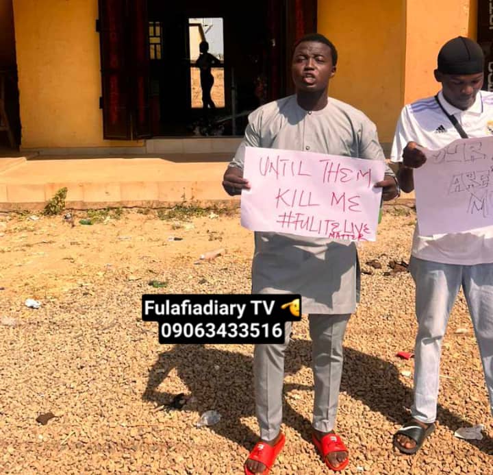 BlessingA20132's tweet photo. We are tired of being robbed, raped, kidnapped and killed
#protectfulites
#savefulites
#WeWantAnswers https://t.co/Gv8OCH6VQT