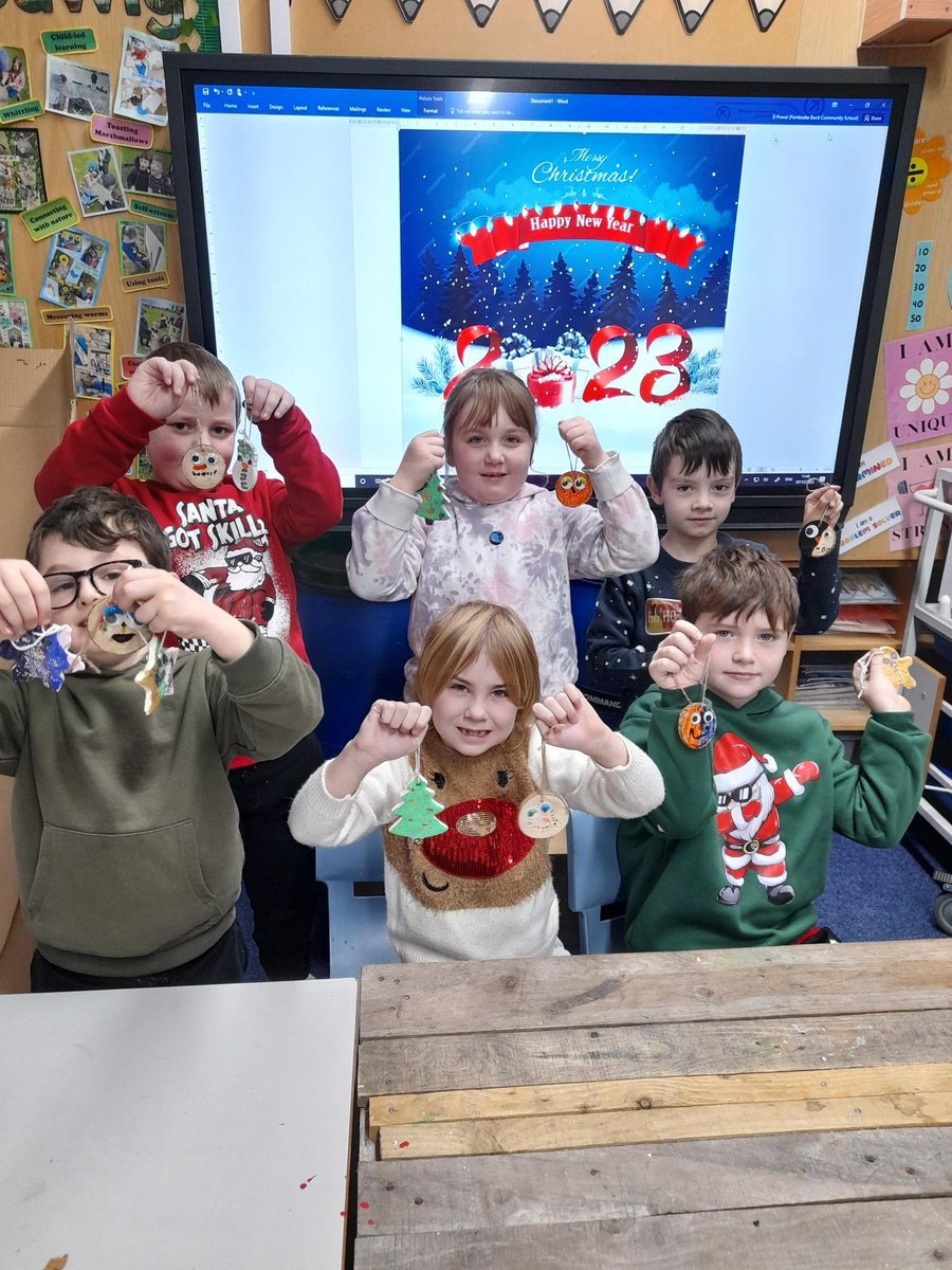 pdcsalternative's tweet photo. @PDCSYr3and4 Using Saws, drills, and sand paper we've been making our own Xmas decorations with year 3 today. Da iawn pawb! https://t.co/o04zYLckhh