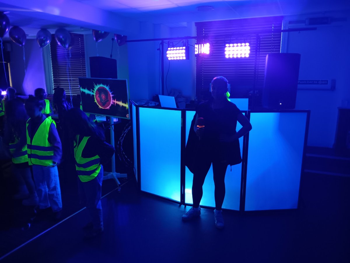 DiscoDelboy tweet media