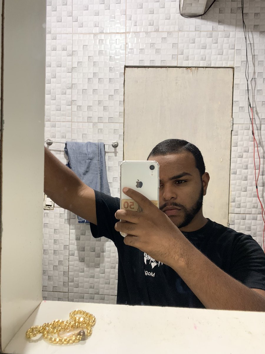 ObRonaldo12's tweet photo. Mesmo quando eu andar por um vale de trevas e morte, não temerei perigo algum, pois tu estás comigo ❤️‍🔥🛐✝️ https://t.co/Hjp2qAZtuH