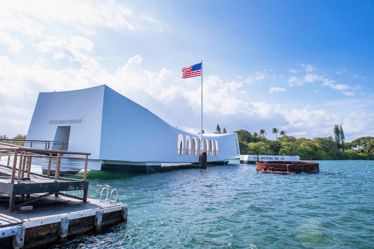 NavyAthletics's tweet photo. Today we pay our respects to those who lost their lives 82 years ago. A date that will live in infamy, but a date we’ll never forget. Help us honor those who paid the ultimate sacrifice on #PearlHarborDay 

#GoNavy https://t.co/lssixhkUD2