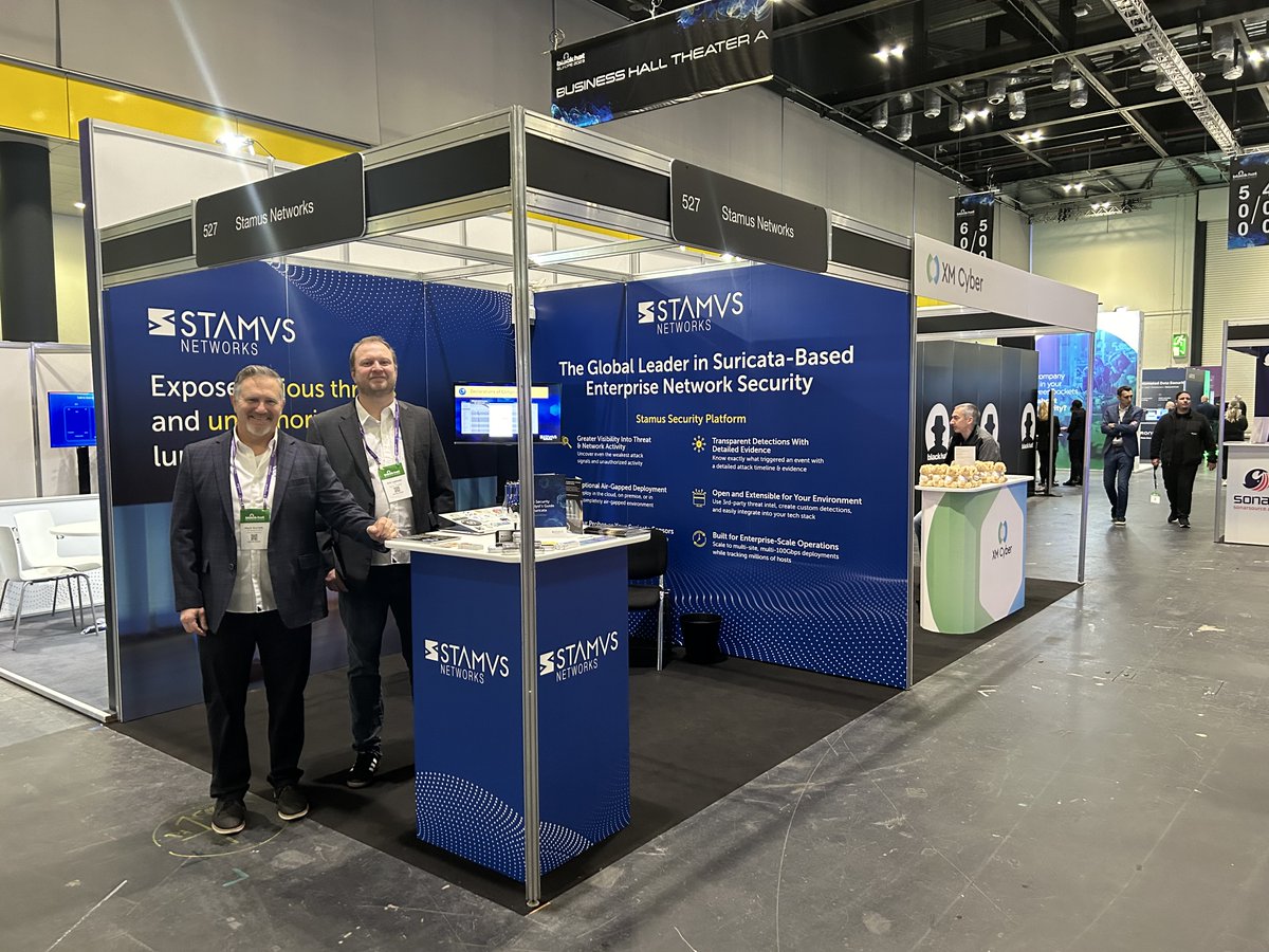 Second day of #BlackHatEurope! We are excited to be back and to meet some amazing people at the show. Come and say hi to @dmarkdurrett and @Regiteric in booth #527, grab some stickers and get yourself a copy of the second edition of “The Suricata Analyst’s Guide to Suricata”.