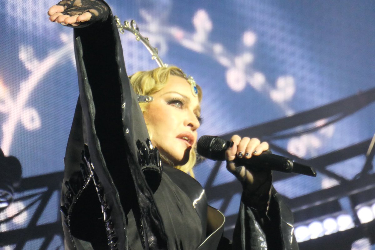 lordisthisfree's tweet image. Incredible night and she seems to have gained energy and joy as the tour has gone on. Cannot be understated how amazing the staging is, the dancers are and the venue and crew have been. Thank you @madonna, thank you o2!