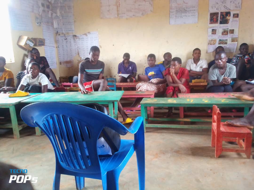 imind_malawi's tweet photo. Growing stronger together! 💪💪

Our Lilongwe &amp; Mpemba Clubs ❤❤

#youthclubs
#mentalhealthawareness 
#FreshMinds https://t.co/JIGm0Ve8wG