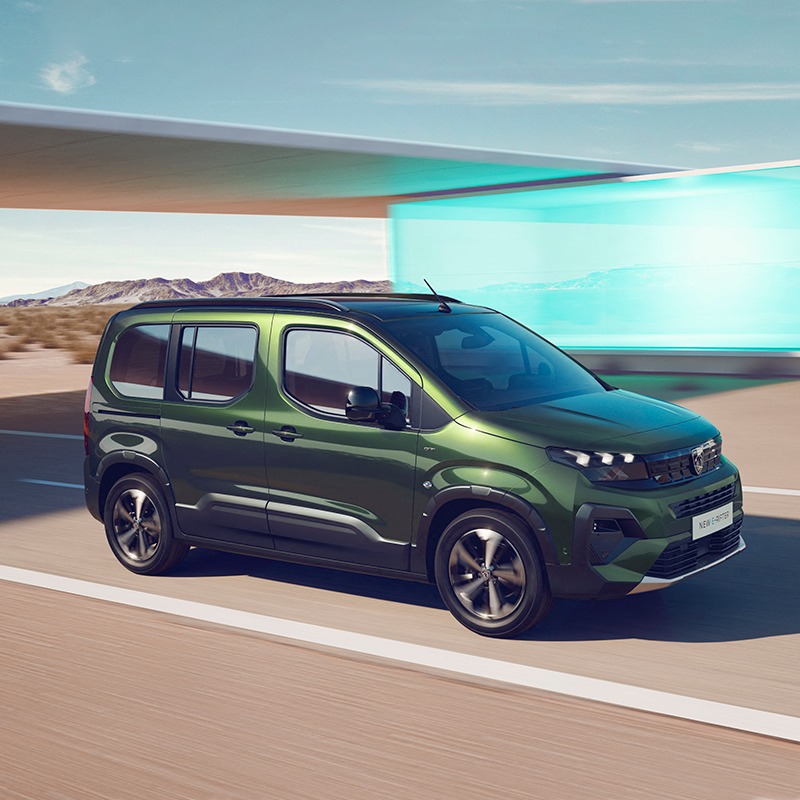 Descubre el nuevo #PeugeotERifter #AllElectric, el vehículo de recreo polivalente perfecto para tus viajes electrificados.