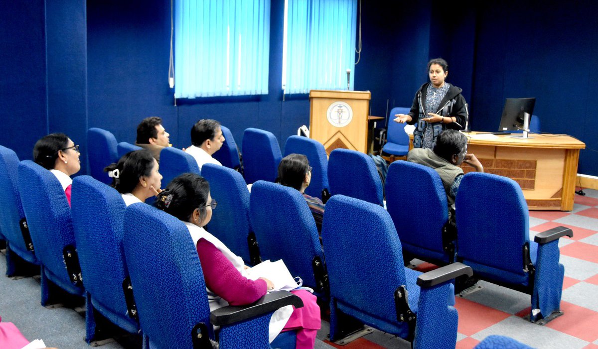 HShewade's tweet photo. After completing the trainings (4-6 Dec) for Delhi district TB program staff, today Team @icmr_nie and @DelhiStateNTEP conducted an orientation training at @institute_NITRD, one of nodal inpatient care facilities for “Delhi: Triage and Treat TB” initiative 

#DTAT https://t.co/NsrgFf2ylk