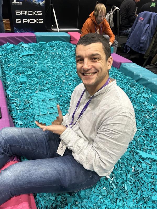 IncursionCS's tweet image. Our very own @IncursionCEO and @ChrisP960 have had a blast at @BlackHatEvents Europe this week. Now they&apos;re letting their creative juices flow in the LEGO pool!  Who knew building blocks could be so high-tech? 😎 #LEGOGenius #TeamBuilding #BlackHat #InfoSec