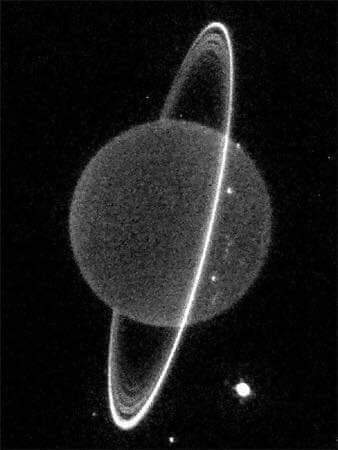 Infrared Uranus, its rings and Moons captured by the monster 🔭 10 meter W. M. Keck Observatory Telescope in Hawaii