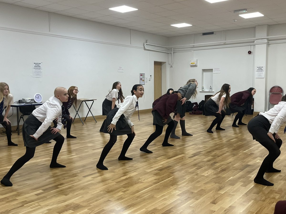 SGSPEDept's tweet photo. There is always such a buzz at dance club on a Thursday lunchtime! Lots of smiling faces 😀 Preparations for our Gotta Dance Show are well underway 🪩🕺🏼✨ #SGSPE #SGSDance #SGSDifference https://t.co/U6YpreomSE