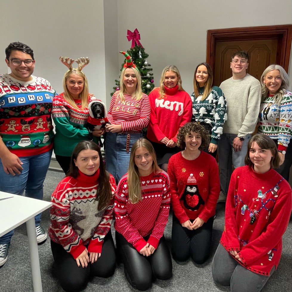 【Ｃｈｒｉｓｔｍａｓ　Ｊｕｍｐｅｒ　Ｄａｙ　🎄】 Some of the team got extra festive today for @SaveUKNews’s National Christmas Jumper Day! From jingling belles to Home Alone threads, we LOVE the season to be (extra) jolly at reTHINK 🎅🏼