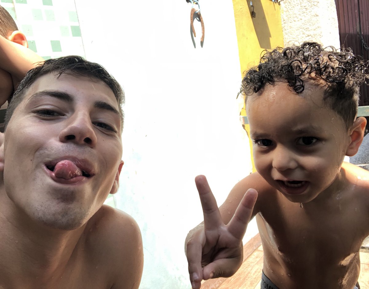 ocrimeenois's tweet photo. Eu amo tanto esses dois que chega a doer 🥹❤️ https://t.co/bieooaEAAV