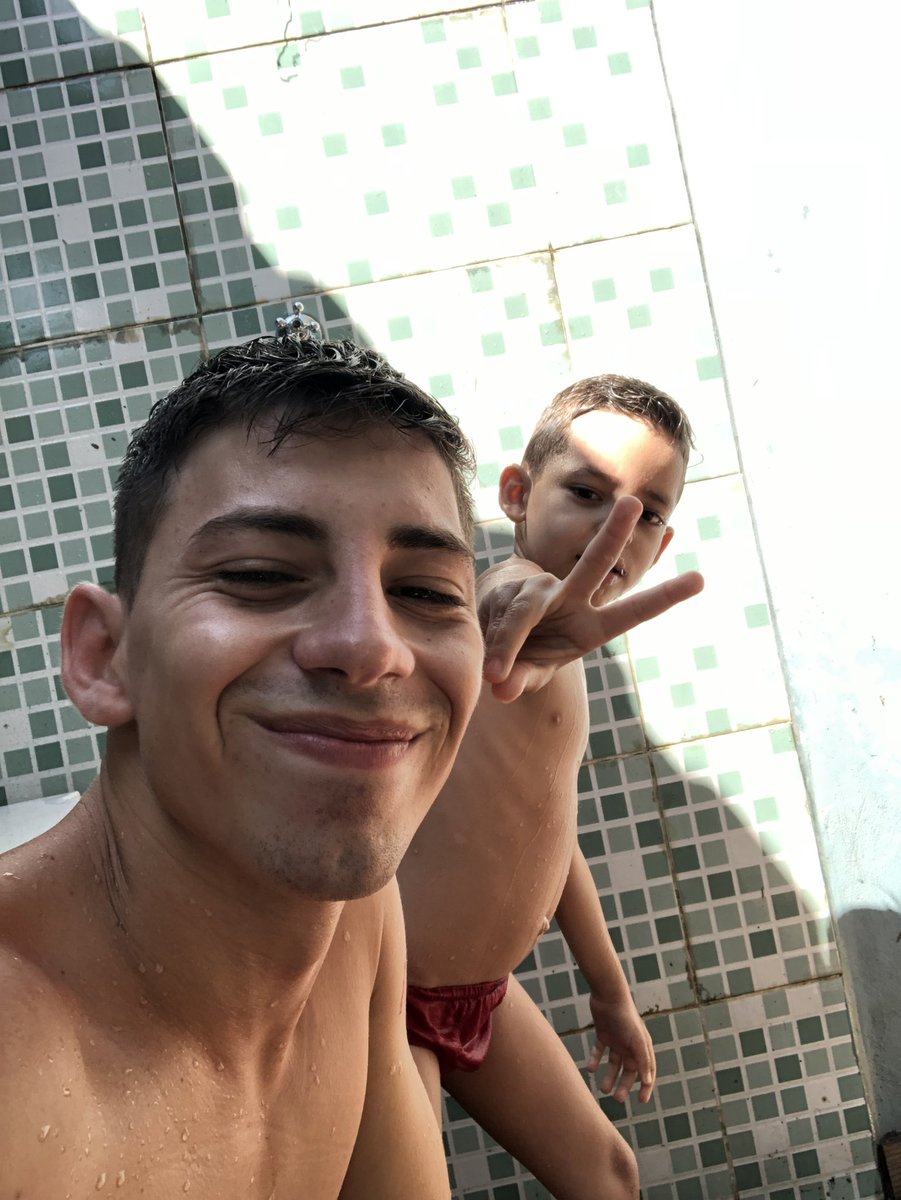 ocrimeenois's tweet photo. Eu amo tanto esses dois que chega a doer 🥹❤️ https://t.co/bieooaEAAV