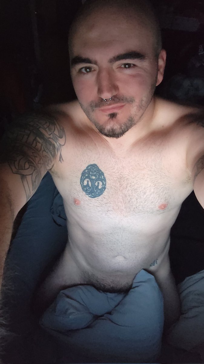 Feeling kinda #thotty this morning 😏

#tatted #thicc #thot