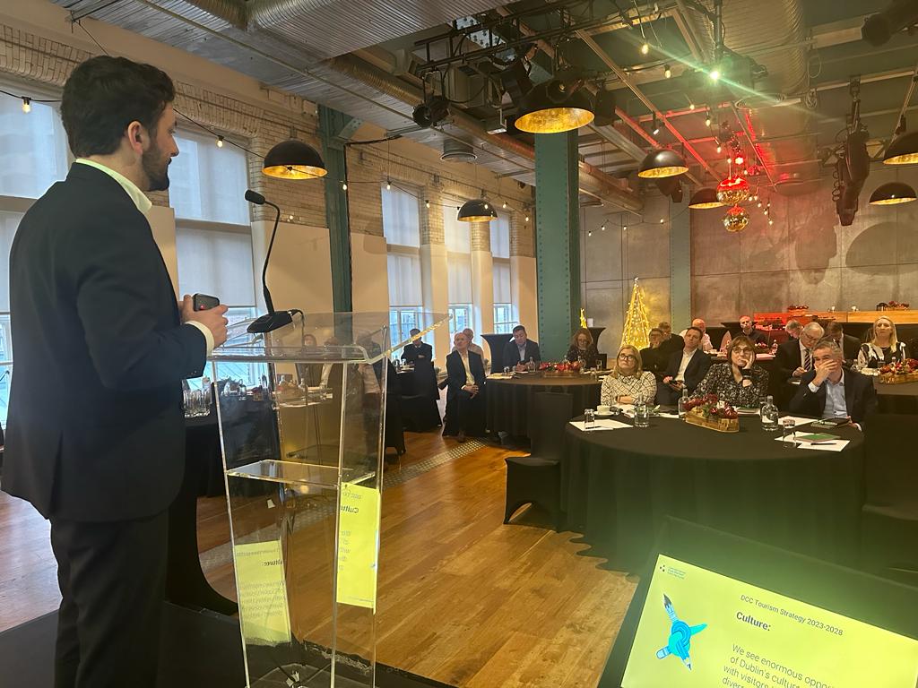 @TheBarryRogers from @DubCityCouncil presenting their Tourism Strategy 2023-28 bit.ly/3RfuBsS. The leader in Dublin being awarded the 2024 European Capital for Smart Tourism! @DCCCultureCo
