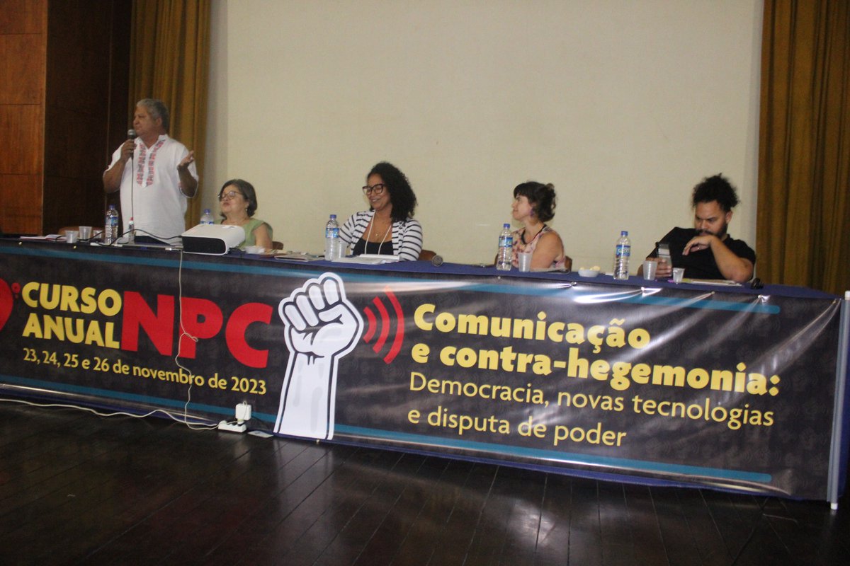 Sintepp's tweet image. SINTEPP no 29º Curso Anual do NPC

De 23 a 26 de novembro nosso Sindicato participou do 29º Curso Anual do @NPC_ , na ABI. 

Vida longa ao núcleo e à luta sindical e popular pela democratização dos meios de comunicação [...]

sintepp.org.br/sintepp-no-29o…

#29cursoanualNPC #NPC