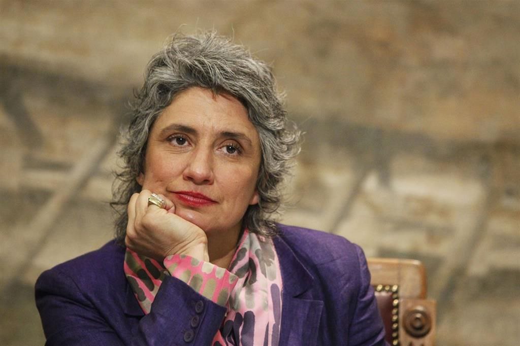 ultimora_pol's tweet photo. Il governo nomina Paola #Concia, ex parlamentare del Partito Democratico e attivista LGBT+, a capo del progetto Educare alle Relazioni. 

@ultimora_pol https://t.co/9BopD3Mkvw