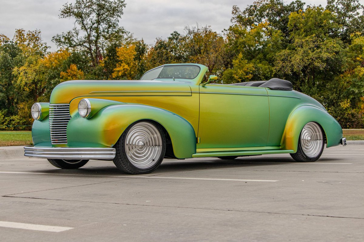 Now live at BaT Auctions: 409-Powered 1940s-Style Chevrolet Convertible Street Rod. bringatrailer.com/listing/1940-c…