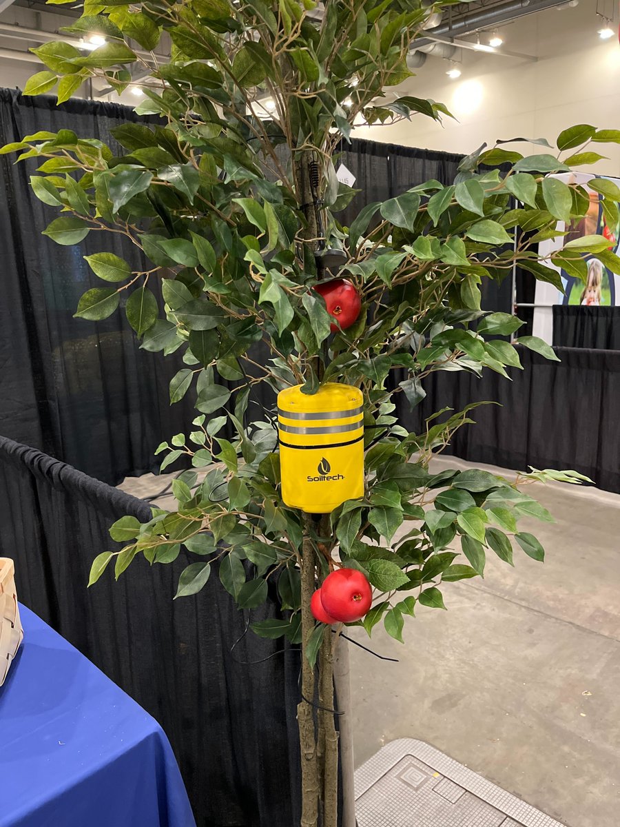 SoiltechW's tweet photo. Attending @glexpo in Grand Rapids, MI, this week? Make sure to stop by booth 1141 to learn about Soiltech’s data-powered approach to crop health management!

#SoiltechWireless #SoiltechBeacon #Soiltechnologies #GLEXPO https://t.co/R5nik0omlA
