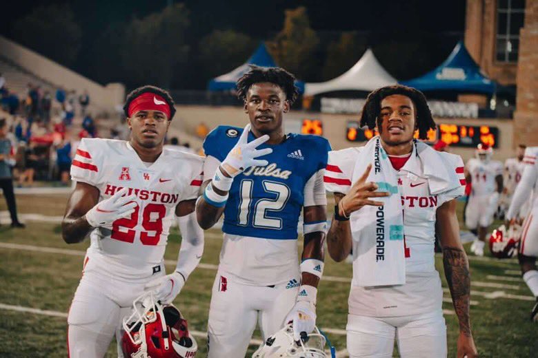 _McCollom_Steve's tweet photo. Calling all them mid-years/transfers!
Who wants to be apart of #DBlock24!?!?
Lets do it @GCCC_FOOTBALL!
DMโs open! Get at me! #BBNation #StayTheCourse https://t.co/SQNfbx7tSZ