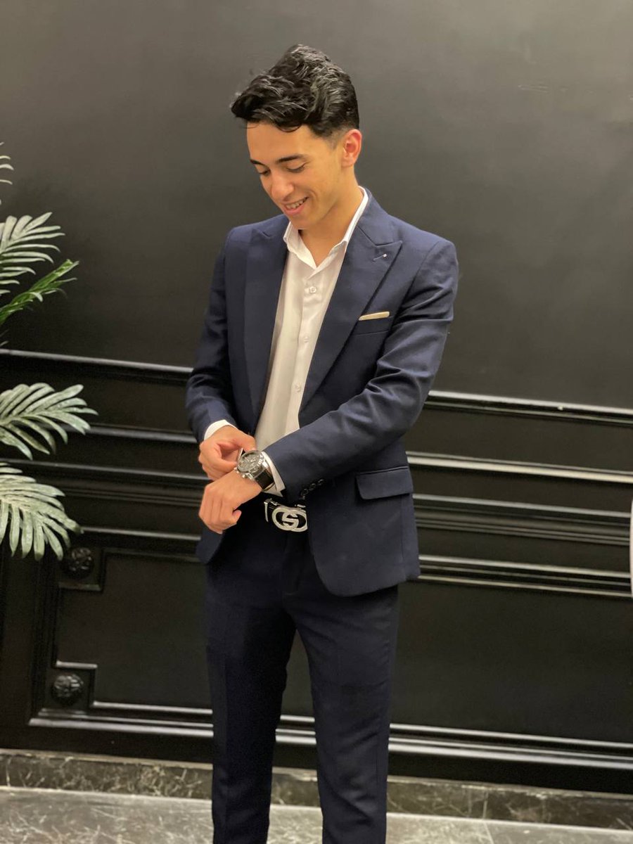 abdlhmiid's tweet photo. This is how to be a king.. https://t.co/0E03V7QeeY