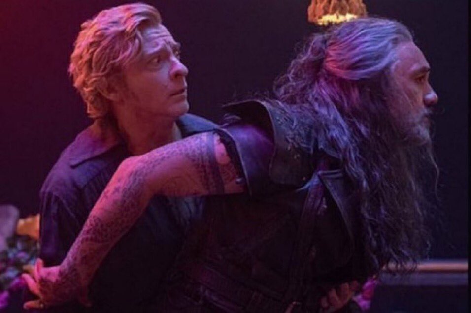 cremeishere's tweet photo. they just adore each other and wanna protect each other and be together forever that’s crazy !!!!! https://t.co/MkXslD077j