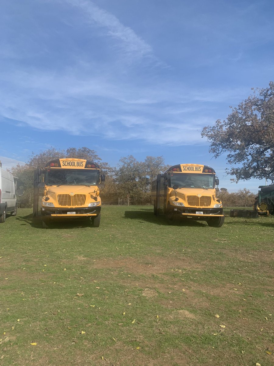 Always a beautiful sight!  Thank you <a href="/NEISDSchoolBus/">NEISD Transportation</a> for getting our 8th grade  @setaneisd kids to Luling today for a rocket launch.