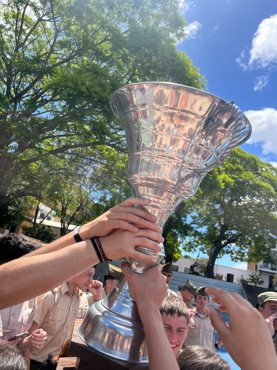 NNNOO QUERÍANN VVER A FÉNIX, VEEER A FÉNIX SER CAMPEÓNNNNNN