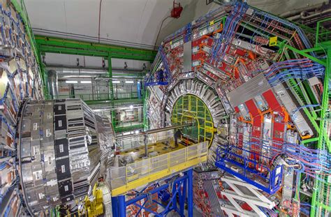 G11Sven's tweet photo. @janhein56983492 @heiligemoeder Moet ook meteen aan #CERN denken... met WEF/WHO etc in Zwitserland ook nog...🤔. #portals 

(2e afb. = #666Logo) https://t.co/hysgtGprZJ