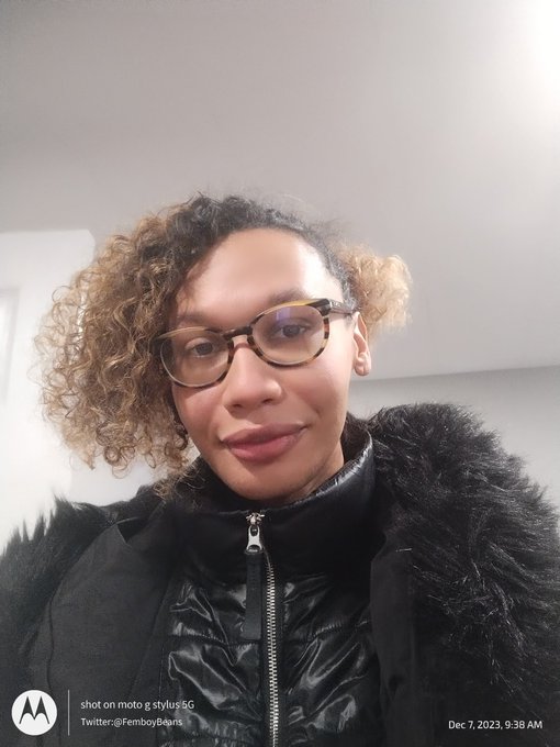 I got stood up this morning, would you stand me up? https://t.co/motSSJJcZB