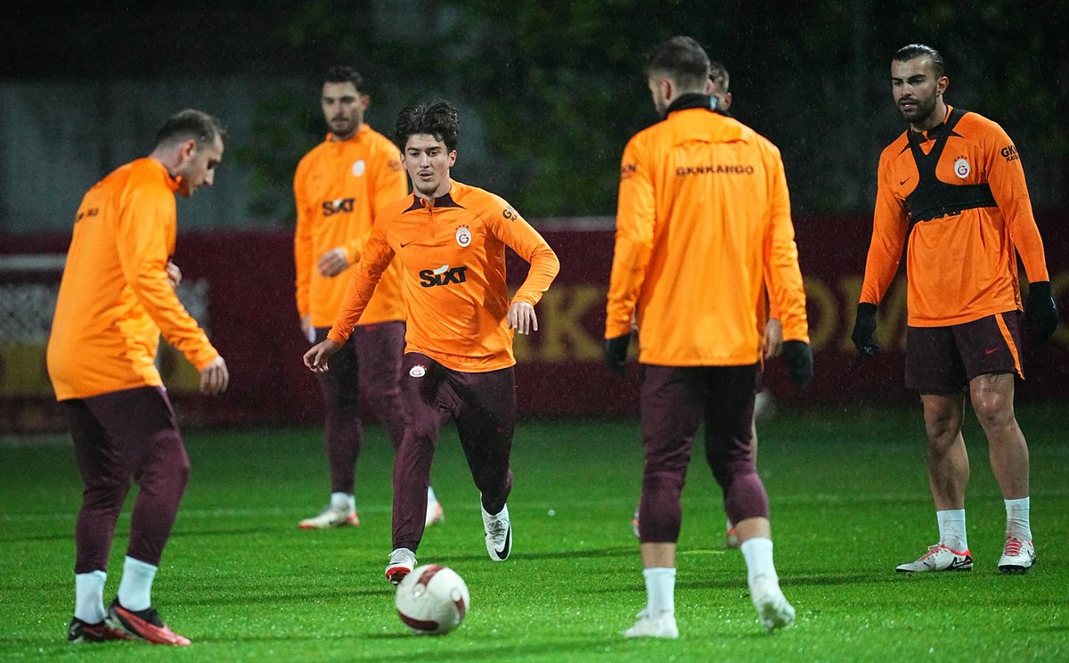 GalatasaraySK tweet picture