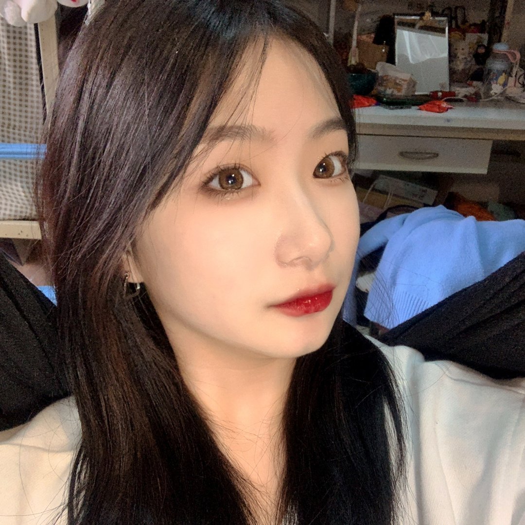 kkkkkillni's tweet photo. yy她的来，大学真实4年一直给她加料我的精液，看她喝下去 #意淫 #骚逼 #贱货 #羞辱 #合照 #射屏 #出卖 #贡献 #身边人 #女神 #母狗 #出卖身边人 https://t.co/QtgYqyb9y4