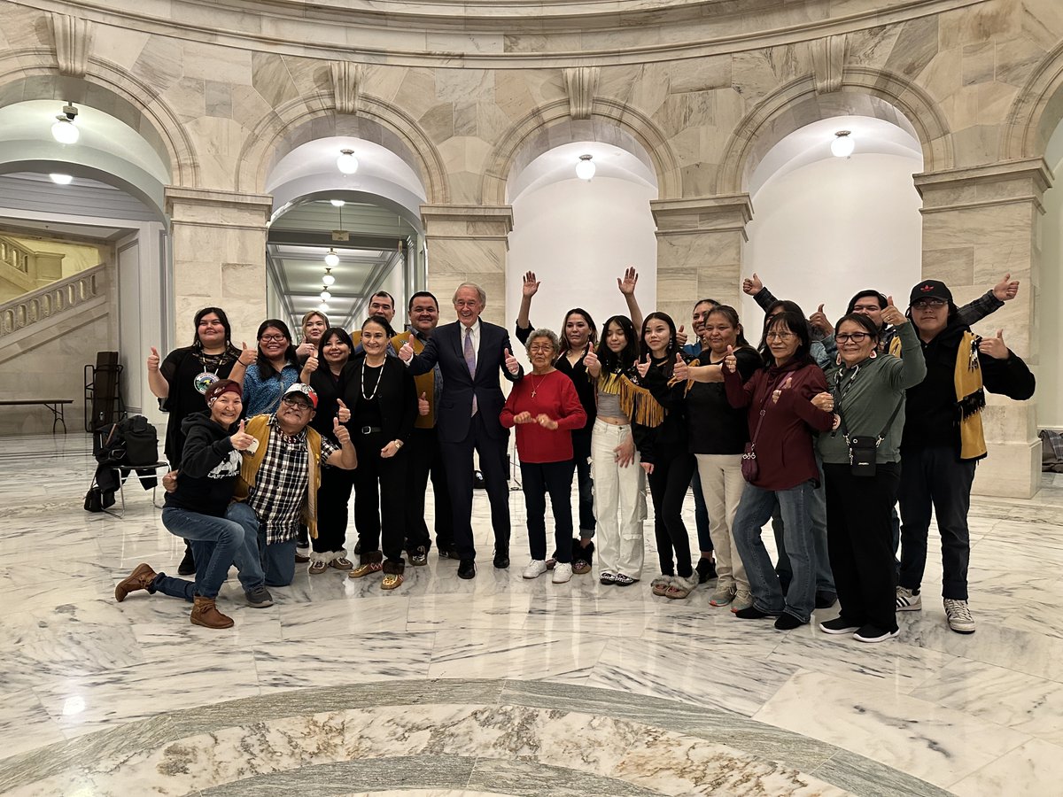 What better way to celebrate the 62nd anniversary of the Arctic Refuge than a Gwich’in celebration &amp; fiddle dance! 🎉Thanks for joining us <a href="/SenMarkey/">Ed Markey</a> &amp; <a href="/RepHuffman/">Rep. Jared Huffman</a>. #StandWithTheGwichin #ProtectTheArctic