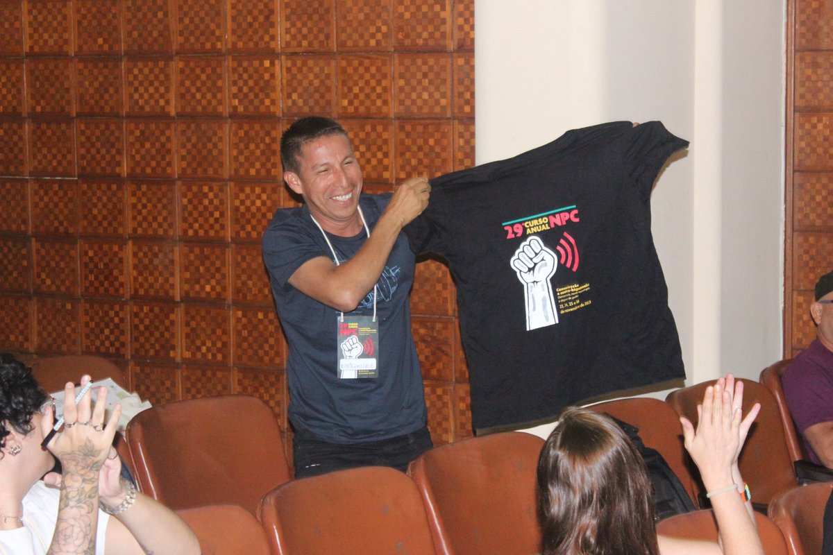 Sintepp's tweet image. SINTEPP no 29º Curso Anual do NPC

De 23 a 26 de novembro nosso Sindicato participou do 29º Curso Anual do @NPC_ , na ABI. 

Vida longa ao núcleo e à luta sindical e popular pela democratização dos meios de comunicação [...]

sintepp.org.br/sintepp-no-29o…

#29cursoanualNPC #NPC