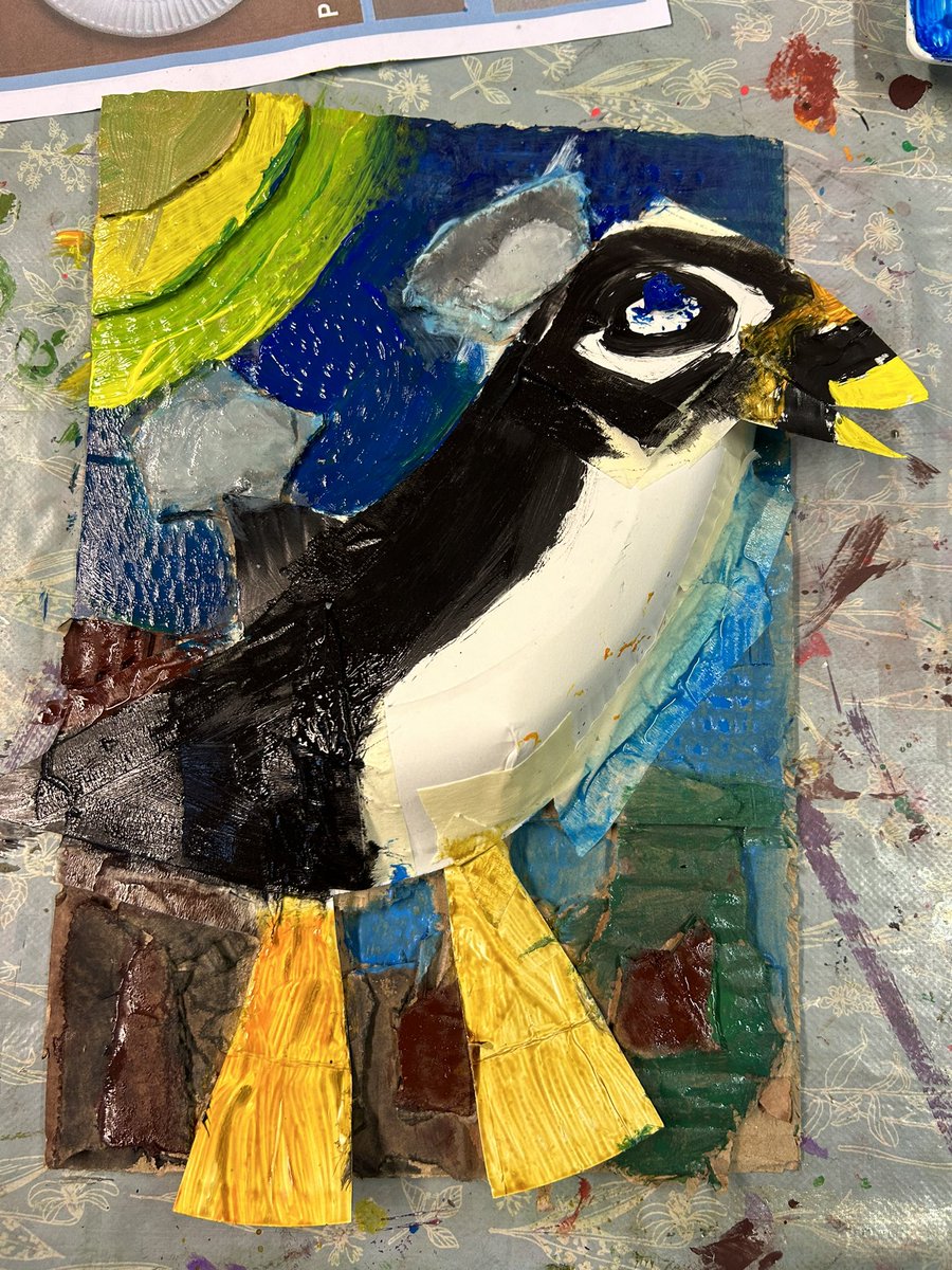 PrepRedhill's tweet image. Inspired a trip to Skomer last summer and by the work of @DarrellWakelam Y4 have finished off their cardboard and paper plate puffins 🎨