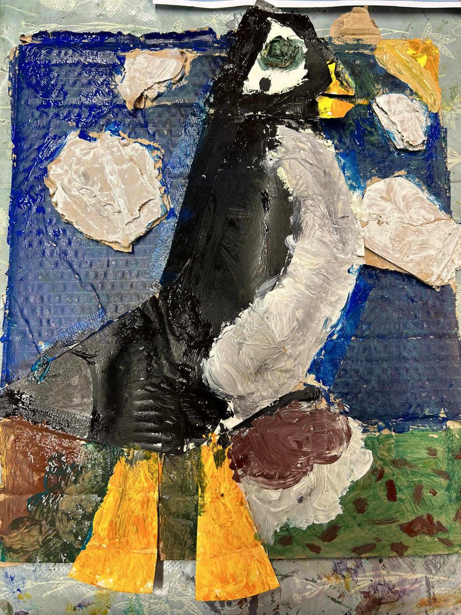 PrepRedhill's tweet image. Inspired a trip to Skomer last summer and by the work of @DarrellWakelam Y4 have finished off their cardboard and paper plate puffins 🎨