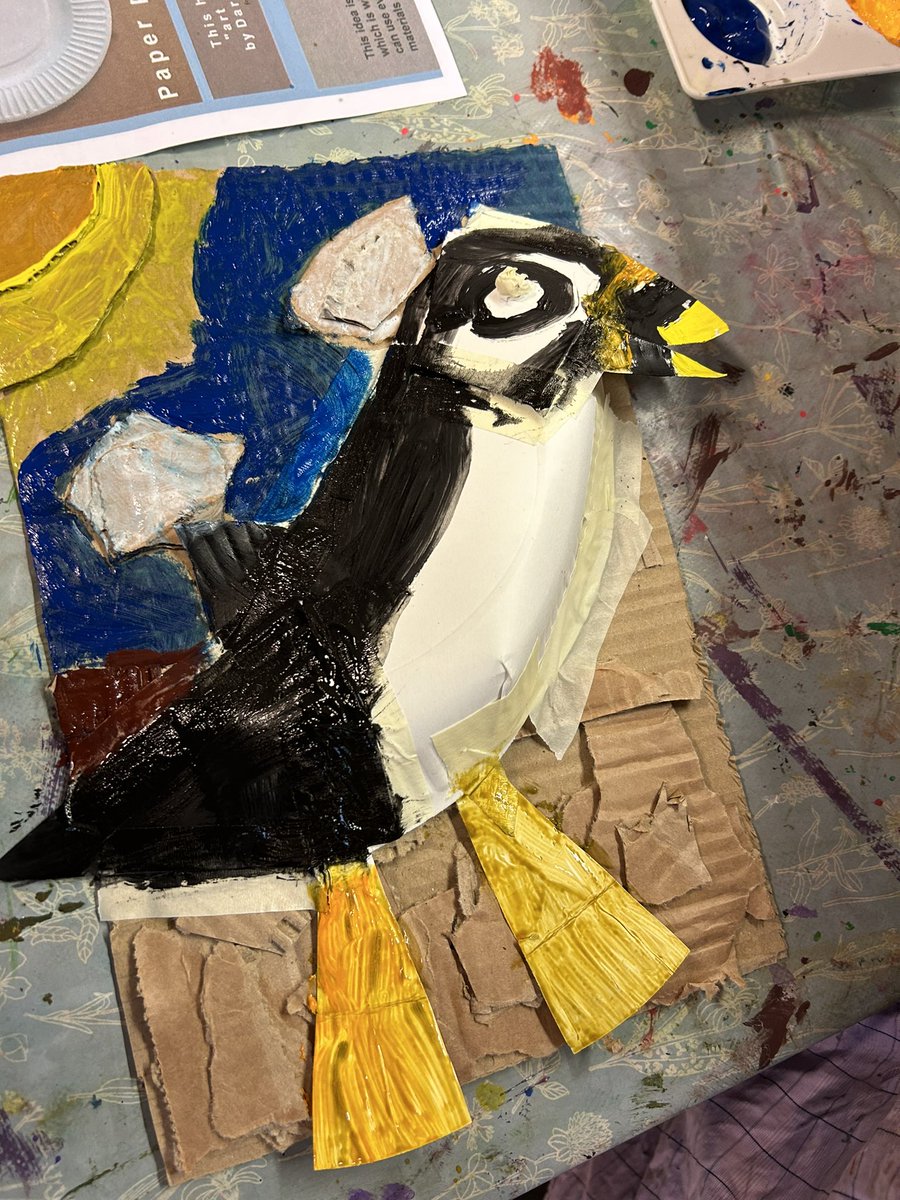 PrepRedhill's tweet image. Inspired a trip to Skomer last summer and by the work of @DarrellWakelam Y4 have finished off their cardboard and paper plate puffins 🎨