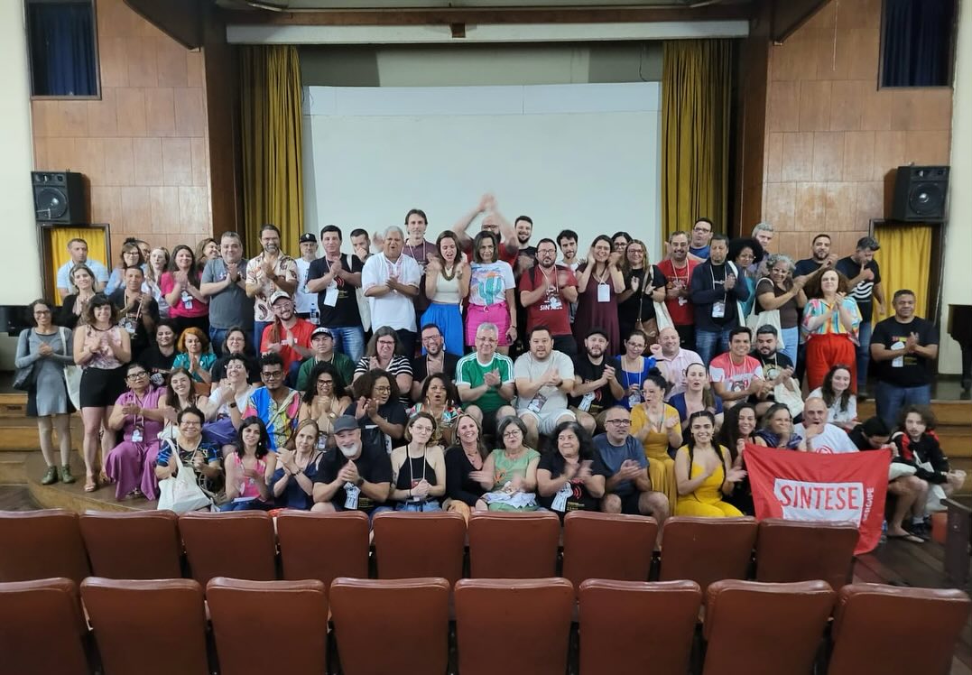 Sintepp's tweet image. SINTEPP no 29º Curso Anual do NPC

De 23 a 26 de novembro nosso Sindicato participou do 29º Curso Anual do @NPC_ , na ABI. 

Vida longa ao núcleo e à luta sindical e popular pela democratização dos meios de comunicação [...]

sintepp.org.br/sintepp-no-29o…

#29cursoanualNPC #NPC