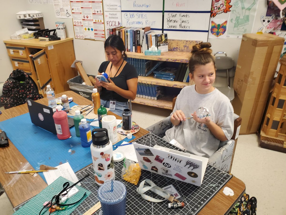 jaimsioux's tweet photo. Advanced design classes research holiday traditions in Europe and are making ornaments to match. Stay tuned for final designs. Can you guess the countries? #hawkyeah #interiordesign #architecture @HaysCISDCTE @Hays_Hawks @HHSCTE https://t.co/O8HwF4ms9z