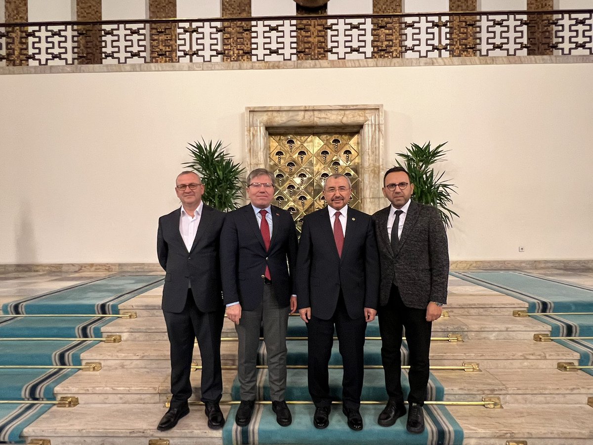 Ak Parti İstanbul Milletvekilimiz <a href="/bbismailerdem/">İsmail Erdem</a> Vekilimizi Türkiye Büyük Millet  Meclisi nde ziyaret ettim.