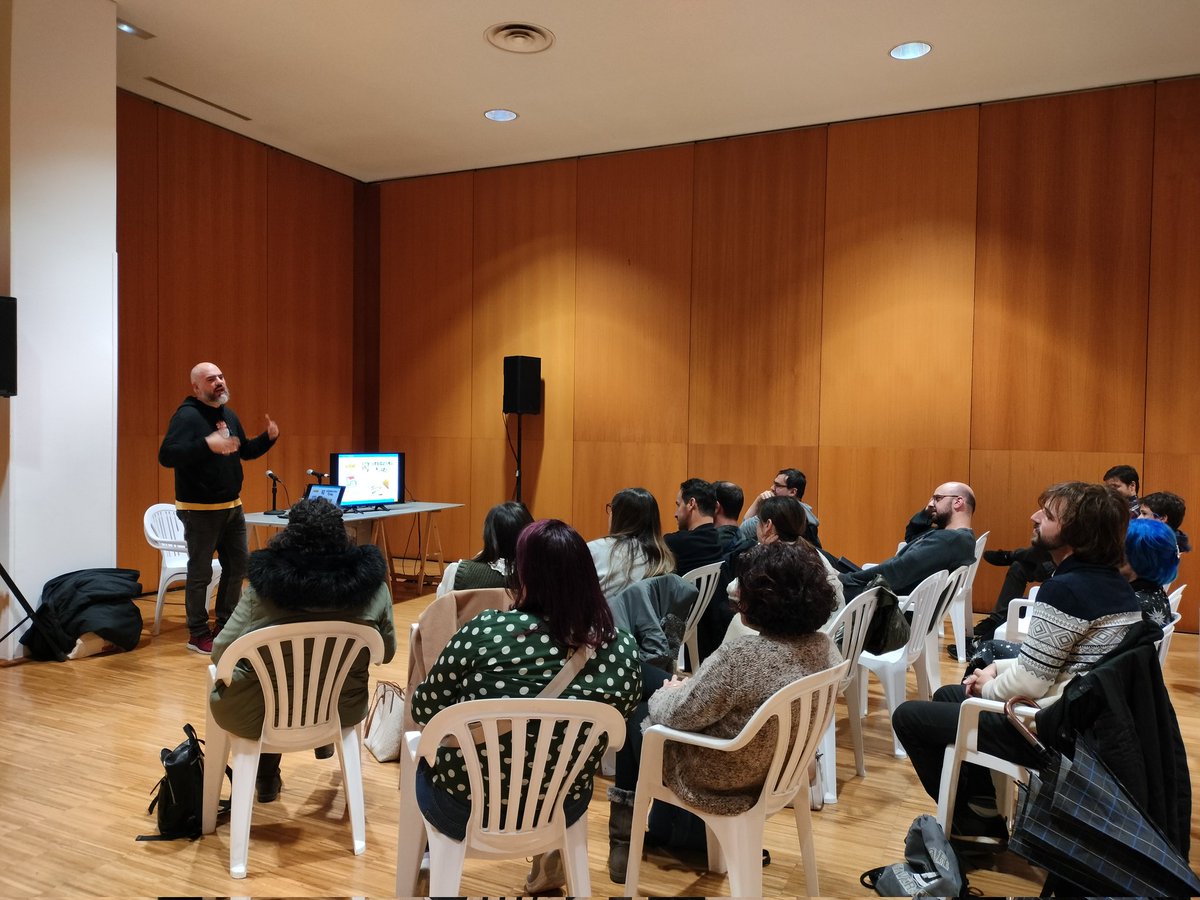 Charla de <a href="/FerVazquezCast/">Fer Vázquez</a> de <a href="/LudiaAsesoras/">Ludia Asesoras</a> sobre ABJ y Gamificación. ¡Gracias Fer eres un fenómeno!